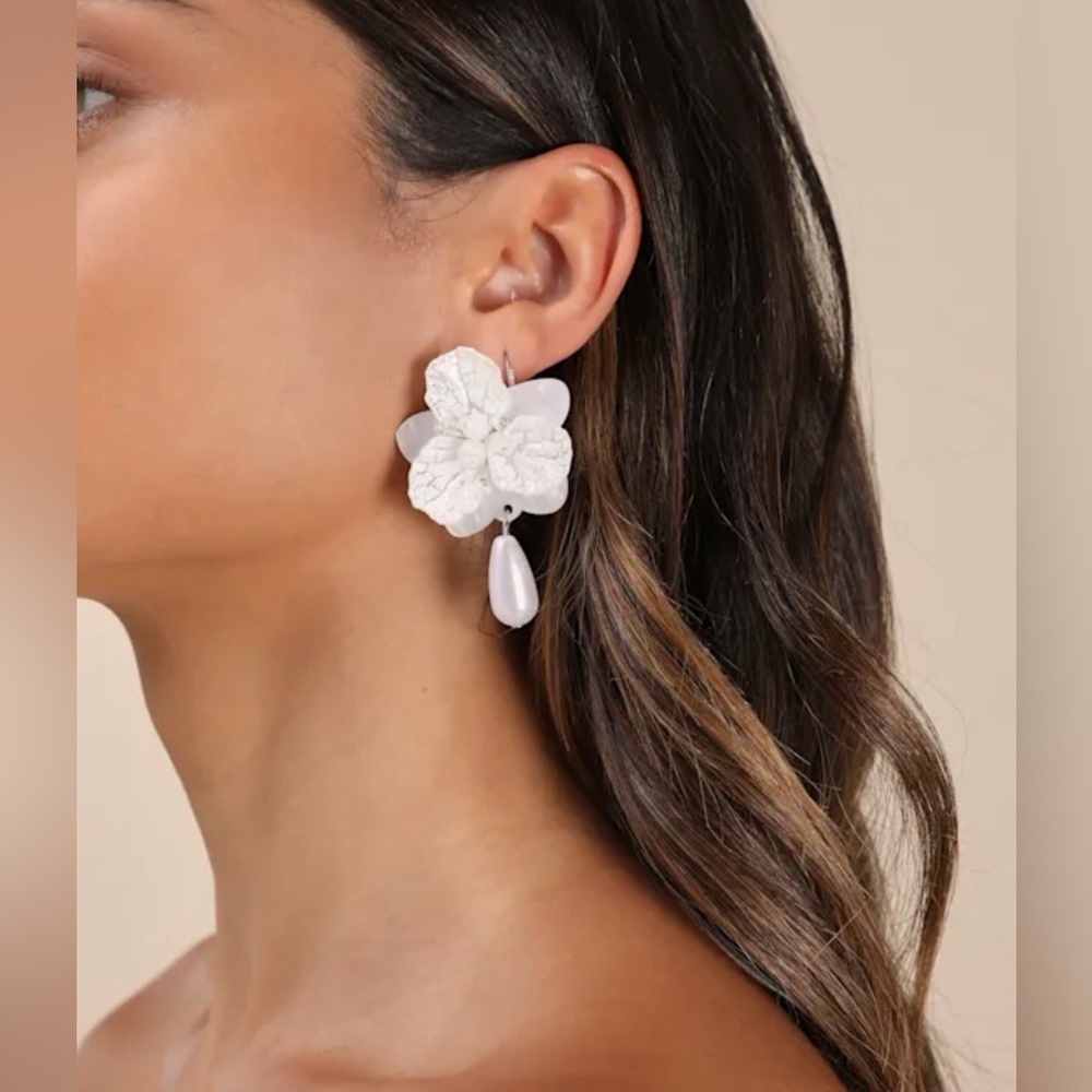 Lulus Elaborate Addition White Pearl Flower Statement Earrings